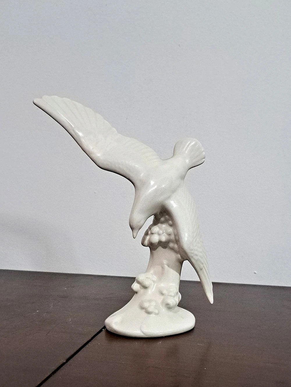 White Bird Sculpture Figurine Home Decor